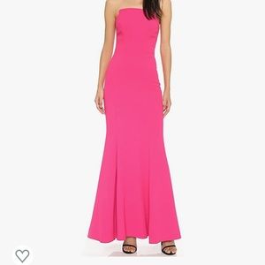 Jill Jill Stuart Fitted Strapless Column Gown